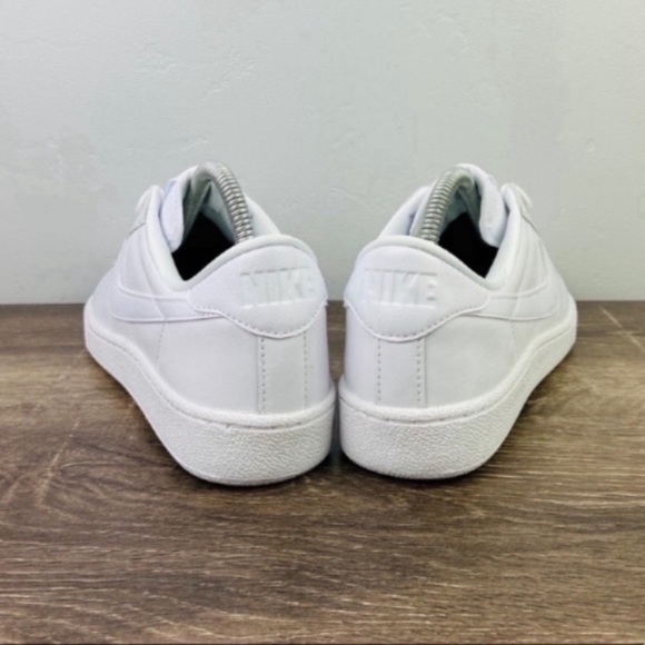 NEW Nike Tennis Classic - Picture 5 of 6